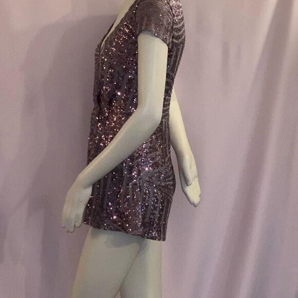 NWOT Charlotte Russe Romper   - Picture 8 of 11